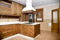 3-Schlafzimmer-Villa 335 m² Torrevieja, Spanien