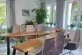 8 room house 379 m² Warsaw, Poland