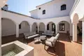 Haus 6 Schlafzimmer 708 m² Artola, Spanien