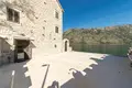 Hotel 731 m² in Stoliv, Montenegro
