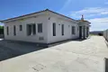 Bungalow 4 habitaciones 236 m² en Monagrouli, Chipre