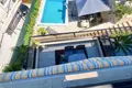 Дом 4 спальни 305 м² Добра Вода, Черногория