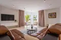 villa de 5 dormitorios 270 m² Opcina Karlobag, Croacia