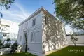 Villa 10 rooms 360 m² in Tirana Municipality, Albania