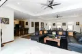 Villa de 4 dormitorios 280 m² Rawai, Tailandia