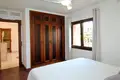 4-Schlafzimmer-Villa 208 m² Estepona, Spanien