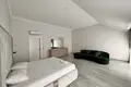 Mieszkanie 5 pokojów  Mahmutlar, Turcja
