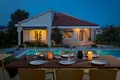 Дом 5 спален 400 м² Водице, Хорватия