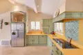 Villa de tres dormitorios 280 m² Francia, Francia