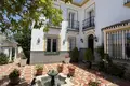 4 bedroom house 621 m² San Pedro Alcantara, Spain