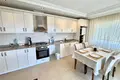Квартира 4 комнаты  Оба, Турция