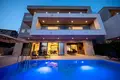 villa de 5 dormitorios 360 m² Orasac, Croacia