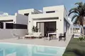 Willa 3 pokoi 130 m² Torrevieja, Hiszpania