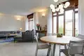 Residential quarter A ne pas manquer agreable avec terrasse bel appartement bien agence bon emplacement clair dans un bel immeuble investi spacieux