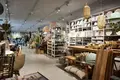 Shop 268 m² in Barcelona, Spain