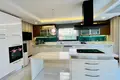 Apartamento 1 habitación 310 m² Konyaalti, Turquía