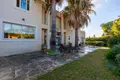 Villa de 4 habitaciones 520 m² Koinoteta Parekklesias, Chipre