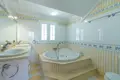 5 bedroom apartment 210 m² Dos Hermanas, Spain