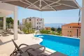 Вилла 4 спальни 300 м² Макарска, Хорватия