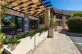 Shop 297 m² in Peyia, Cyprus
