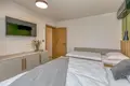 Hotel 120 m² Poreč, Kroatien