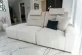 3 bedroom villa 198 m² Urbanizacion Dona Pepa, Spain
