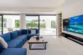 6 bedroom house 637 m² San Pedro Alcantara, Spain