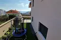 Mieszkanie 3 pokoi  Opcina Dezanovac, Chorwacja