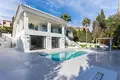 4-Schlafzimmer-Villa 543 m² Artola, Spanien
