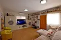 Villa de tres dormitorios 110 m² Orihuela, Španjolska