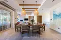 Villa de tres dormitorios 576 m² Lustica, Montenegro
