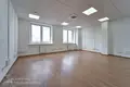 Pomieszczenie biurowe 3 pokoi 561 m² w Mińsk, Białoruś