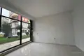 Geschäft 121 m² Tirana, Albanien