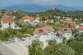 Haus 8 Schlafzimmer  Lustica, Montenegro