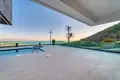 4 bedroom Villa 300 m² Muratpasa, Turkey