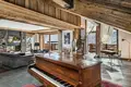 Chalet 6 bedrooms  in Les Allues, France