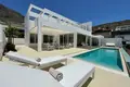 Mieszkanie 3 pokoi 330 m² Miraverde, Hiszpania