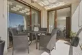 Mieszkanie 3 pokoi 140 m² Marbella, Hiszpania