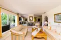4 bedroom house 350 m² Dos Hermanas, Spain