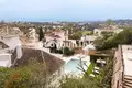 Haus 5 Schlafzimmer 333 m² Dos Hermanas, Spanien