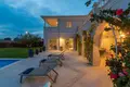 Casa 4 habitaciones 308 m² Grad Porec, Croacia