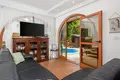 Willa 8 pokojów 250 m² Omisalj, Chorwacja