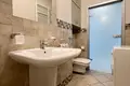Commercial property 2 rooms 65 m² in Warsaw, Poland