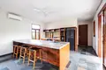 Wohnung 4 Schlafzimmer 284 m² Abiansemal, Indonesien