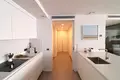 Mieszkanie 5 pokojów 185 m² Barcelona, Hiszpania