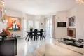 2 bedroom apartment 91 m² Marbella, Spain