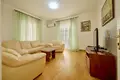 Mieszkanie 4 pokoi 131 m² Sveti Stefan, Czarnogóra
