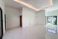3 bedroom apartment  Si Sunthon, Thailand