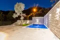 villa de 3 chambres 240 m² Budva, Monténégro