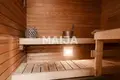 Adosado  Holsveri, Finlandia